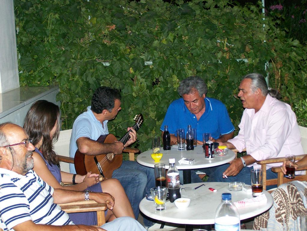 Avaton Hotel Ligourio Exterior photo