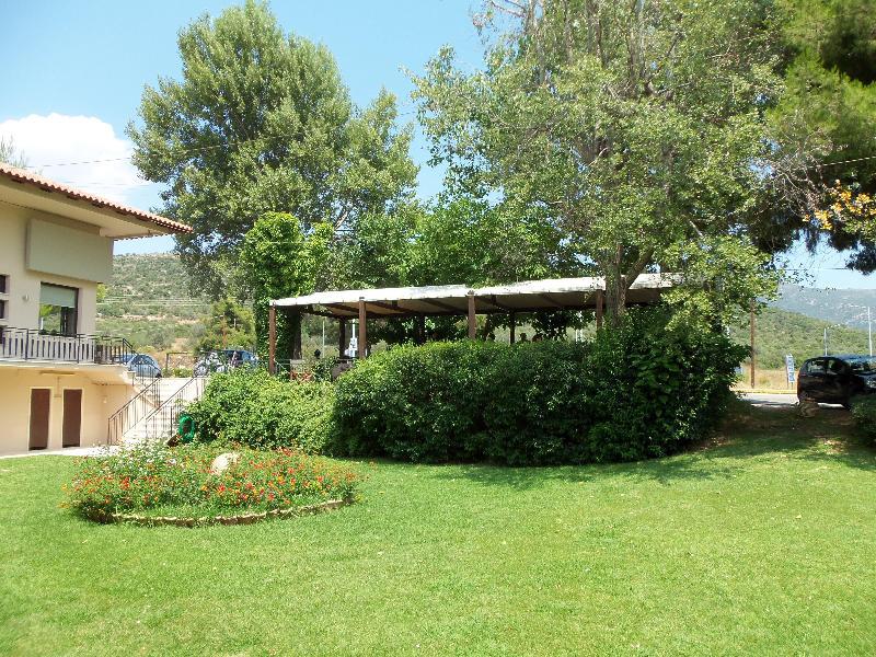 Avaton Hotel Ligourio Exterior photo