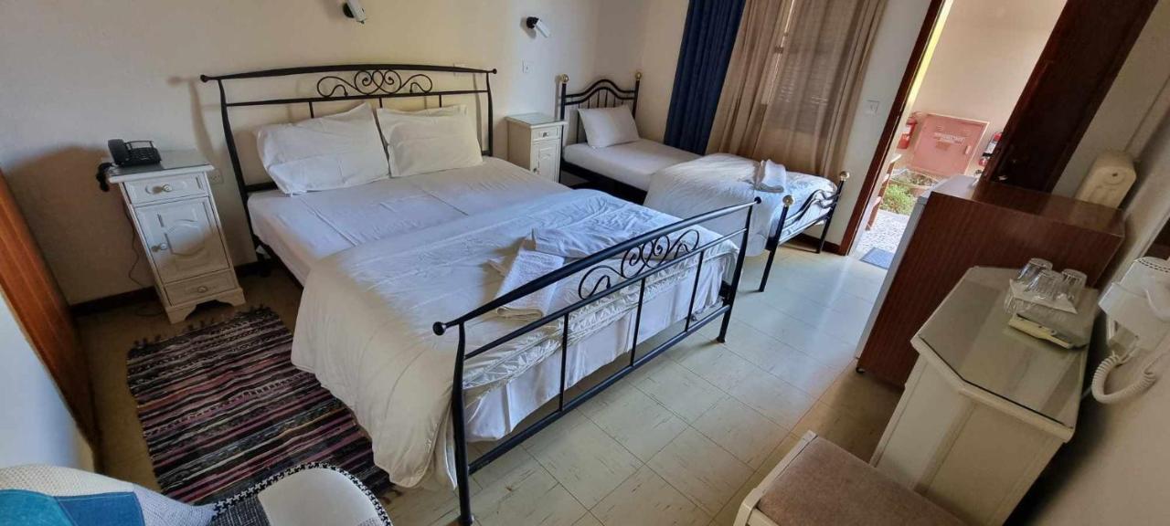 Avaton Hotel Ligourio Exterior photo