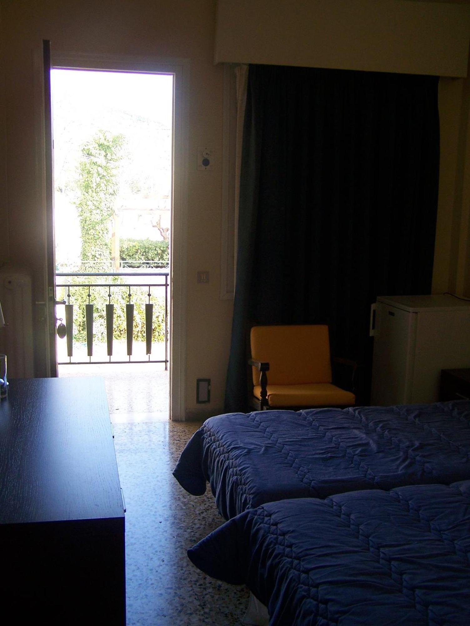 Avaton Hotel Ligourio Exterior photo